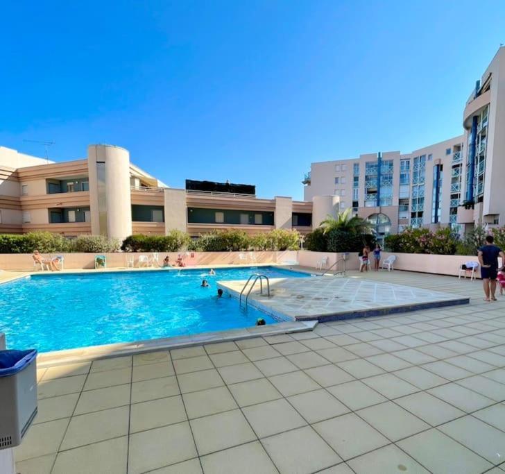 Joli Appartement Avec Piscine 塞特港 外观 照片